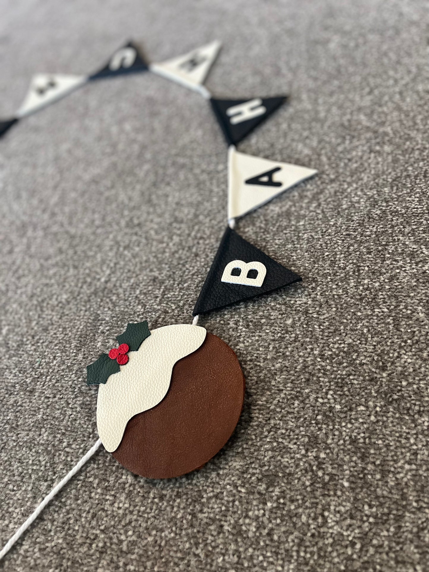 Bah Humbug! Bunting With Puddings